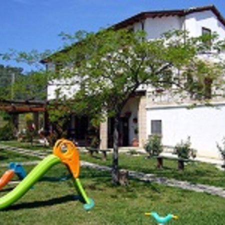 Agriturismo Il Portico Penne Bagian luar foto